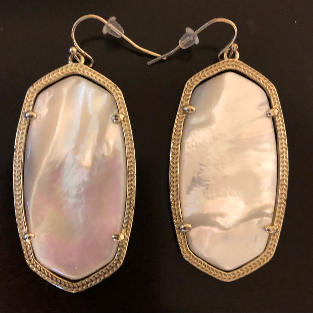 Kendra Scott Elle gold drop earrings